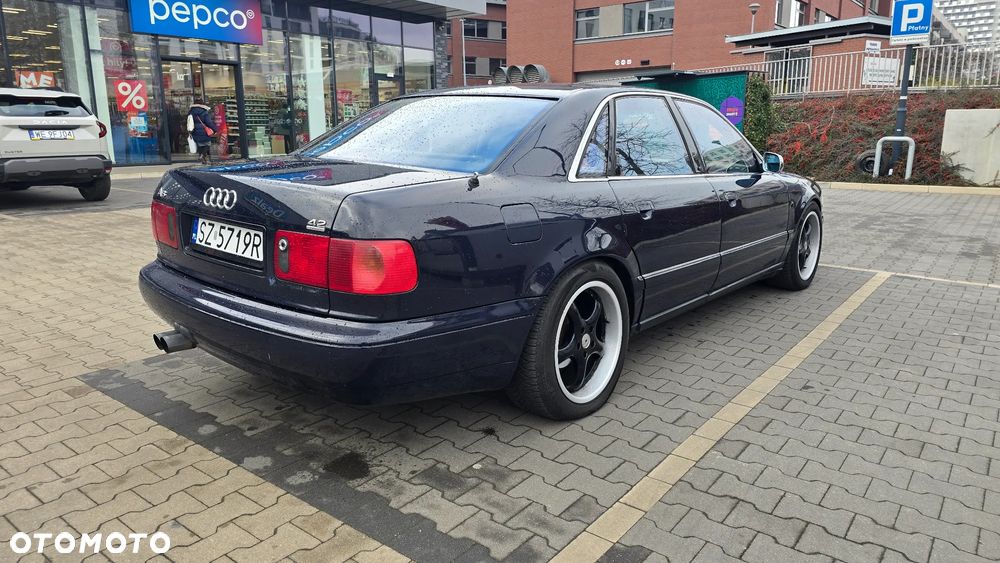 Audi A8 - 5