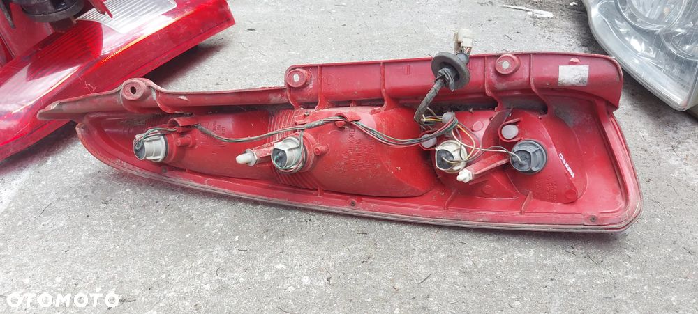 .  TYL TYLNA LAMPA PRAWA CHEVROLET REZZO / DAEWOO TACUMA - 2