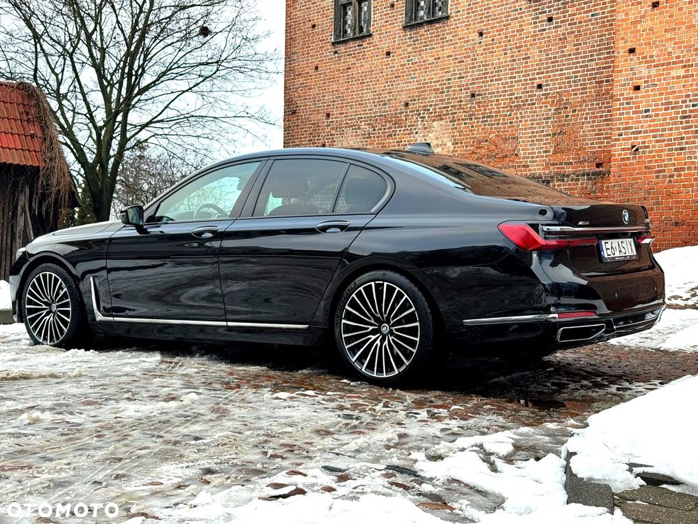 BMW Seria 7 740d xDrive - 6