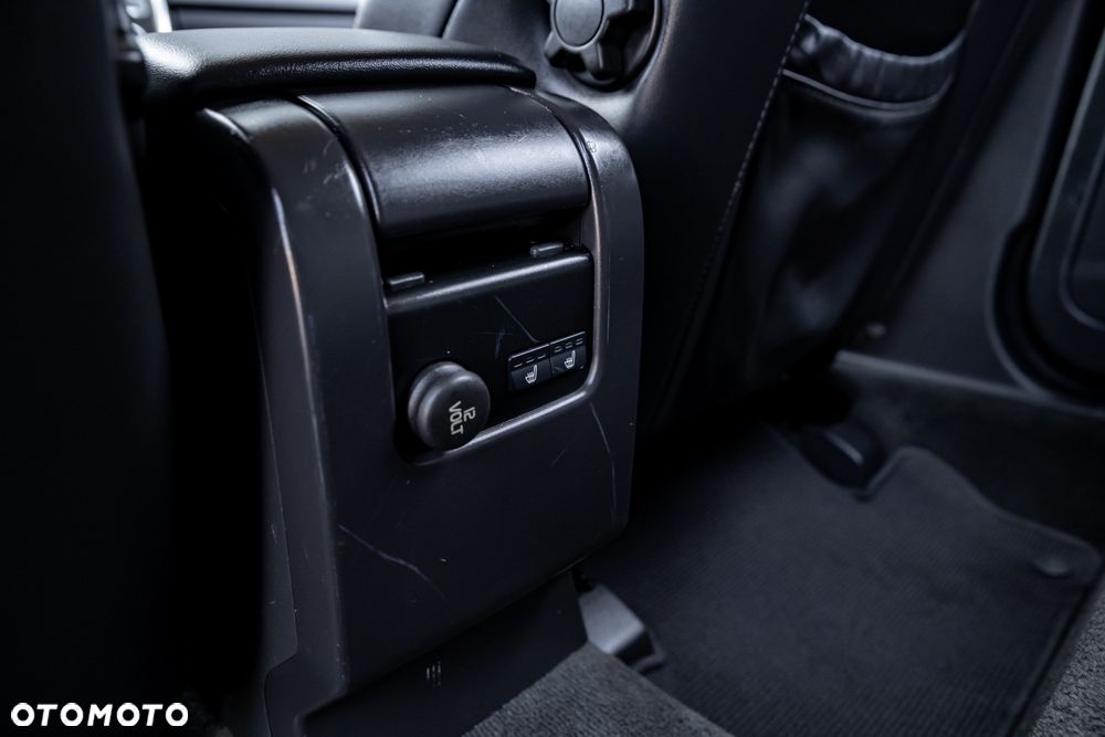 Volvo XC 60 D4 AWD Geartronic RDesign - 19