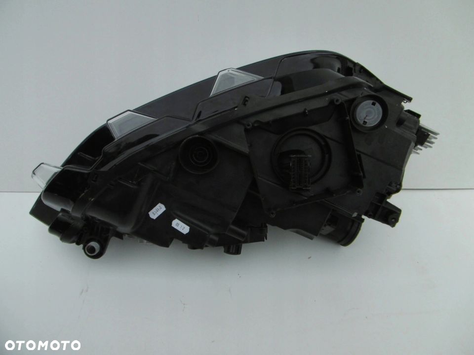 VW GOLF SPORTSVAN LIFT LAmpa lewa full led idealna - 4