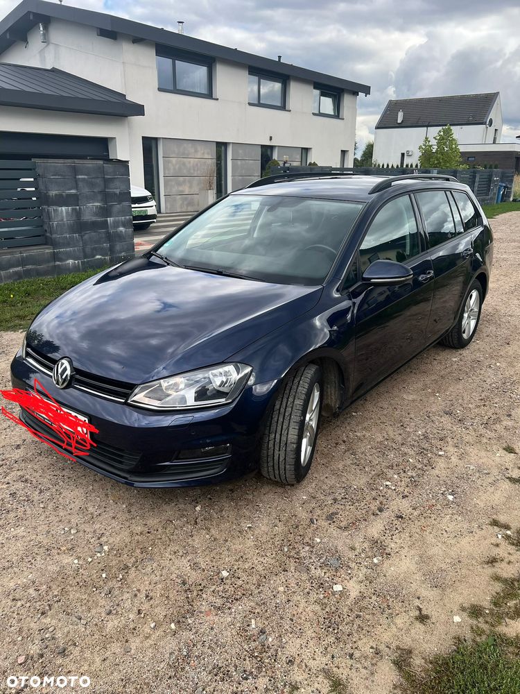 Volkswagen Golf - 2