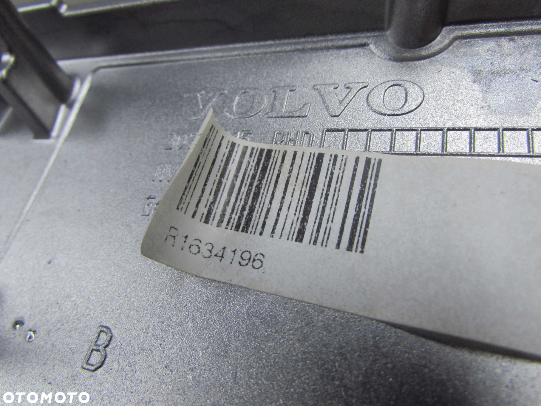 VOLVO S80 II V70 III XC70 06-16 KRATKA NAWIEWU SRODKOWA 30643315 DEKOR DREWNO DESKI KONSOLI UK - 9