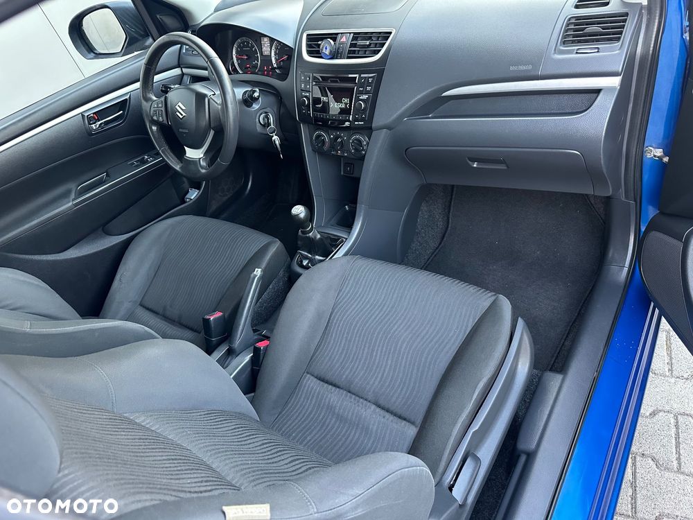 Suzuki Swift - 11