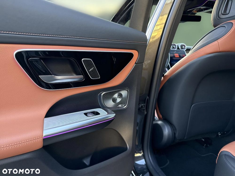 Mercedes-Benz GLC Coupe 300 de PHEV 4-Matic AMG Line - 22