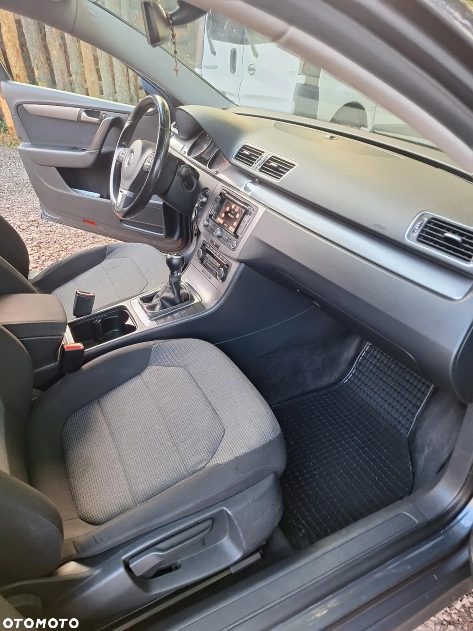 Volkswagen Passat 2.0 TDI BlueMotion Technology Comfortline - 8