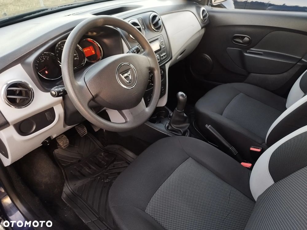 Dacia Sandero - 11