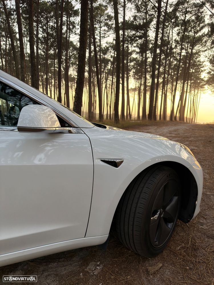 Tesla Model 3 Long-Range Dual Motor AWD - 4