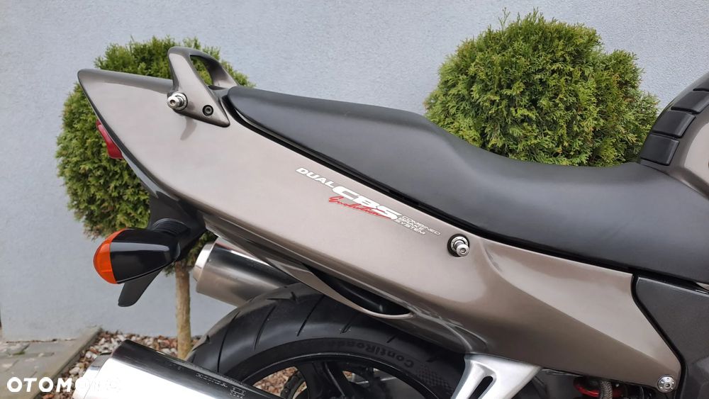 Honda CBR - 24
