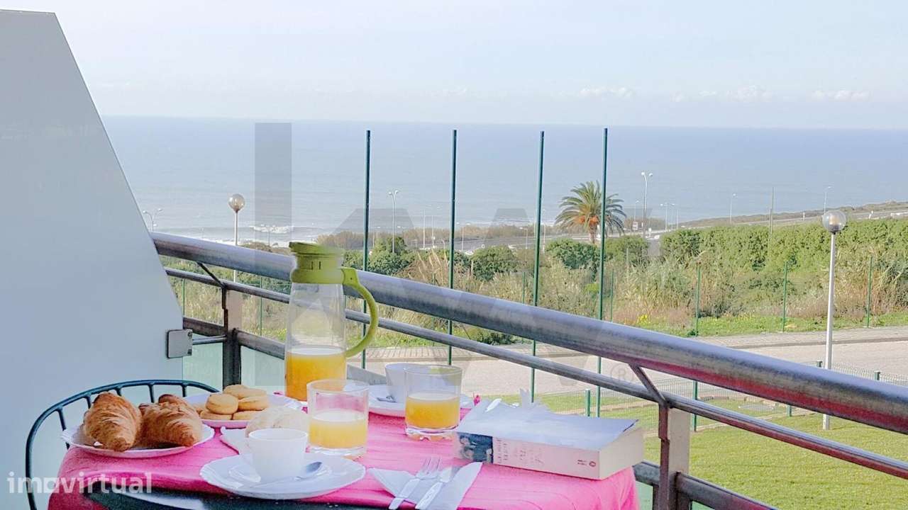 Apartamento T1, Condomínio Com Piscina, Garagem e Jardim Privado, Vist - Grande imagem: 2/21