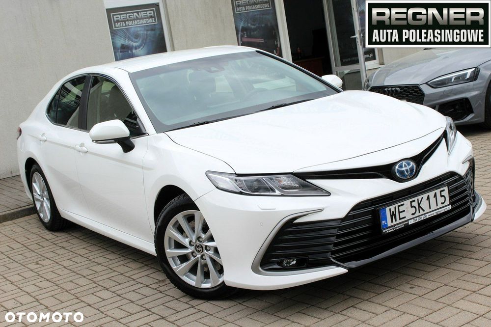 Toyota Camry 2.5 Hybrid Comfort CVT - 1