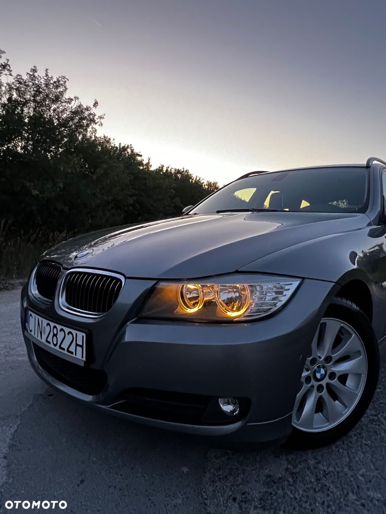 BMW Seria 3 316i - 10