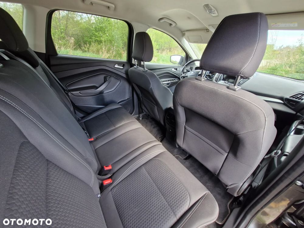 Ford Kuga 2.0 TDCi 4WD Titanium - 17