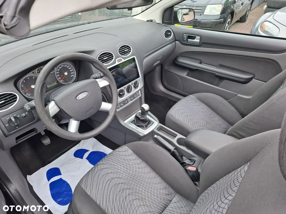 Ford Focus 2.0 Titanium EU5 - 12