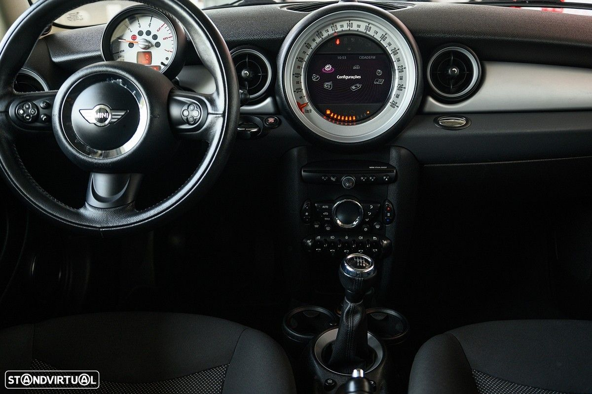 MINI 3 Portas Cooper D - 46