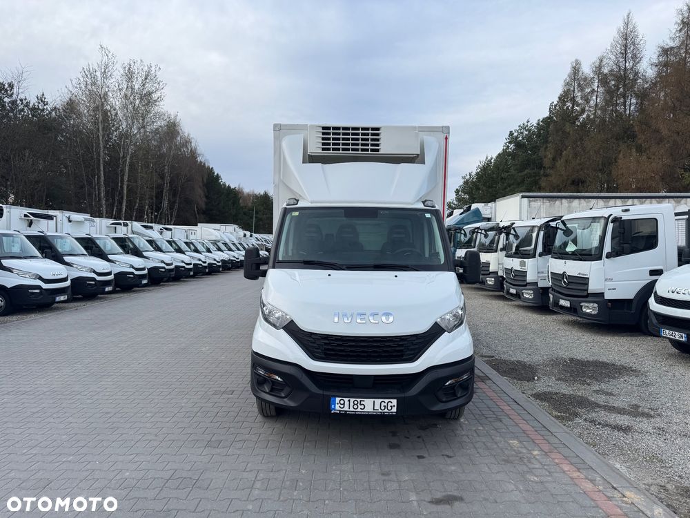 Iveco DAILY 35C18 50C15 50C17 35C14 35C15 35C17 35C18 70C17 72C15 70C18 Chłodnia Mroźnia carrier xarios 8 euro palet - 2