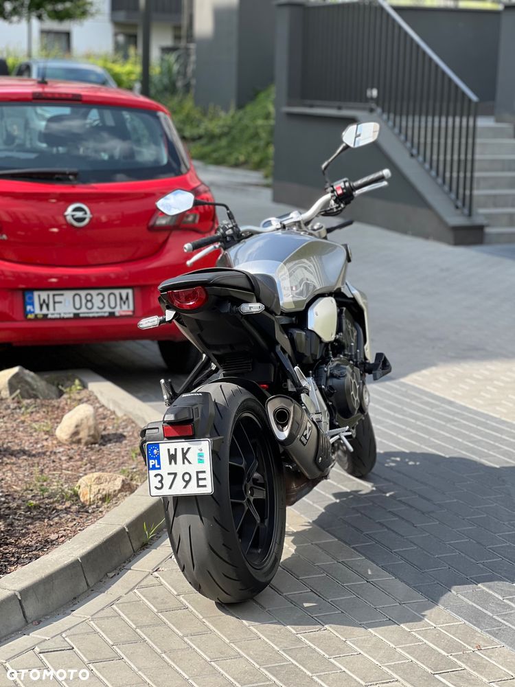 Honda CB - 3