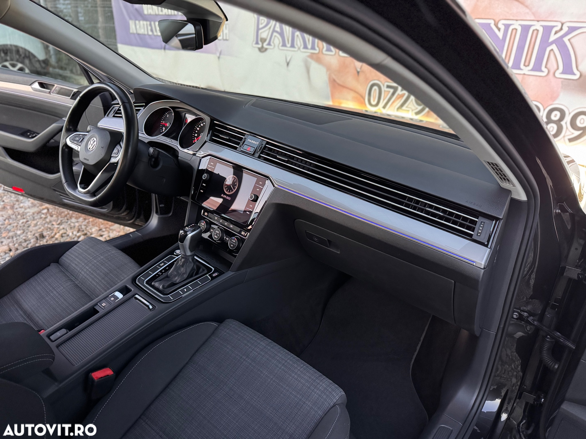 Volkswagen Passat Variant 2.0 TDI DSG (BlueMotion Technology) Highline - 19