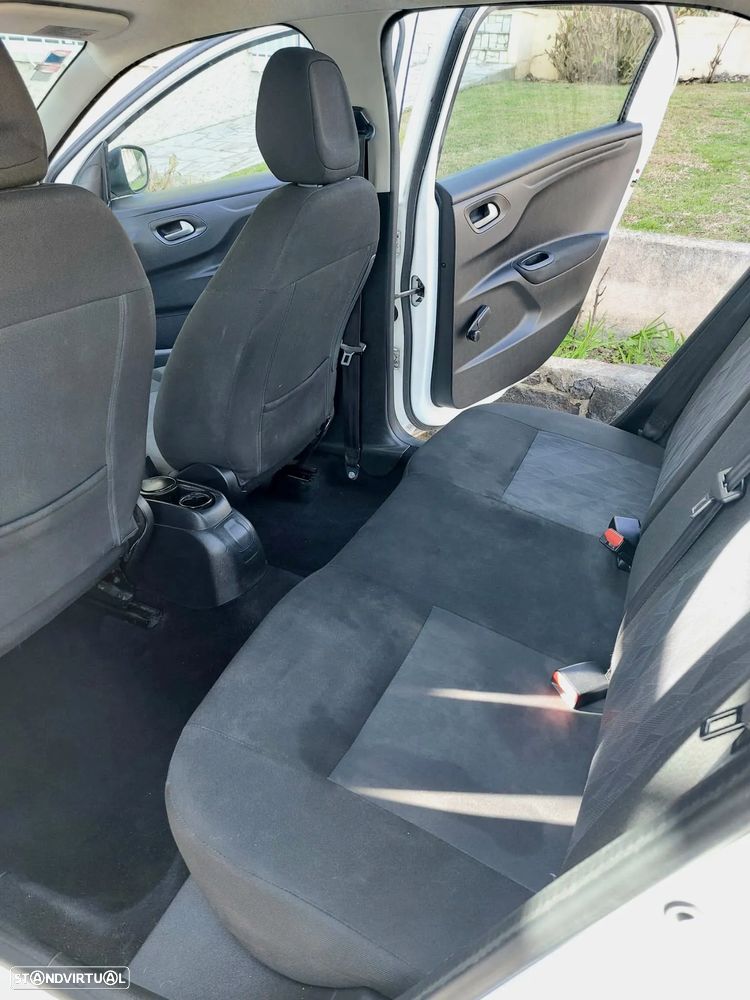 Citroën C-Elysée 1.2 VTi Seduction - 9