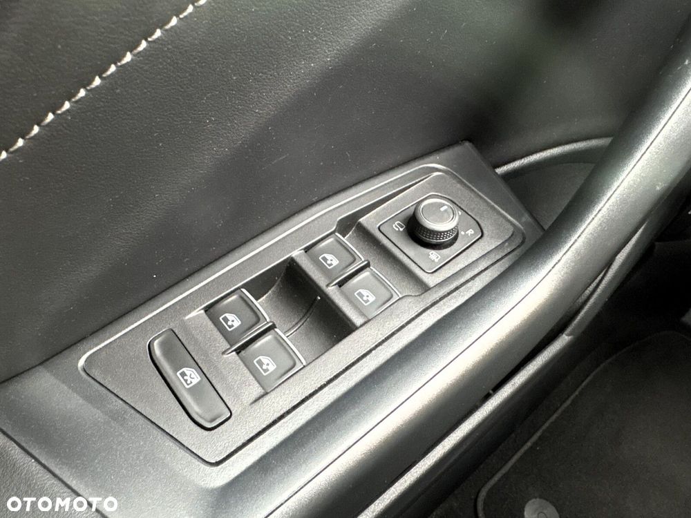 Volkswagen T-Roc 1.5 TSI Style DSG - 12