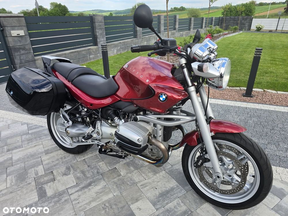 BMW R - 1