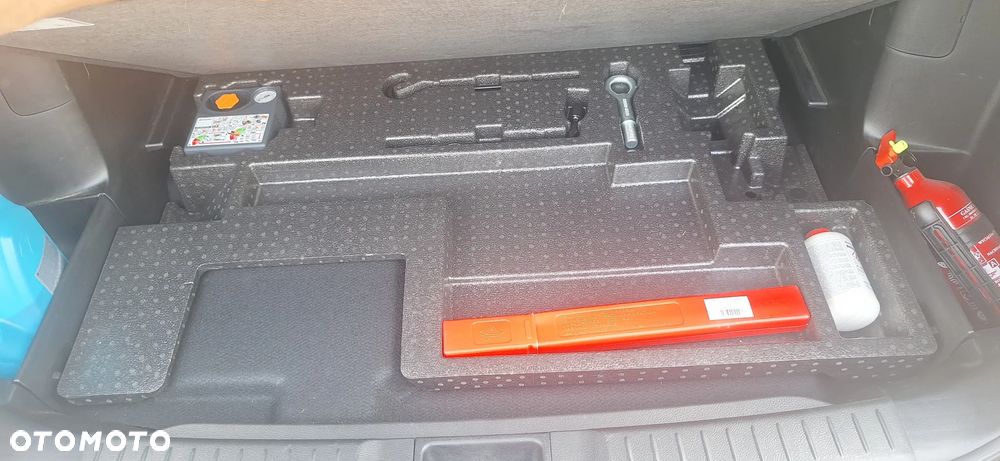 Suzuki Vitara 1.5 Strong Hybrid Elegance Sun 4WD AGS - 4