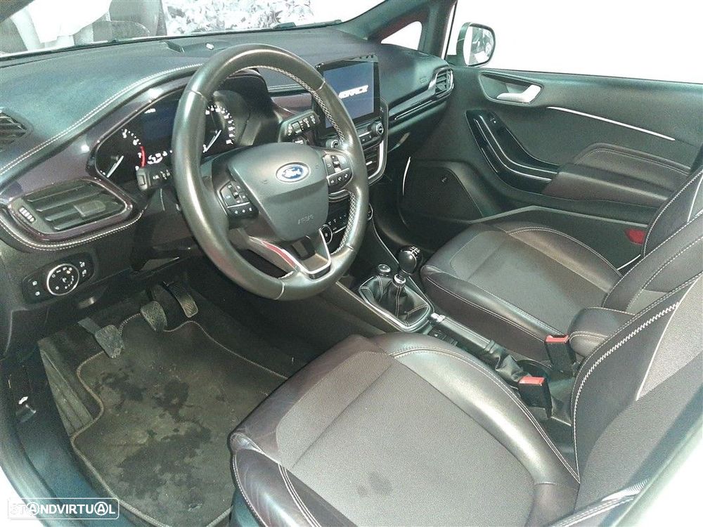 Ford Fiesta 1.0 EcoBoost Vignale - 20