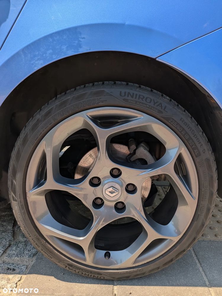 Renault Megane TCe 180 GT - 16
