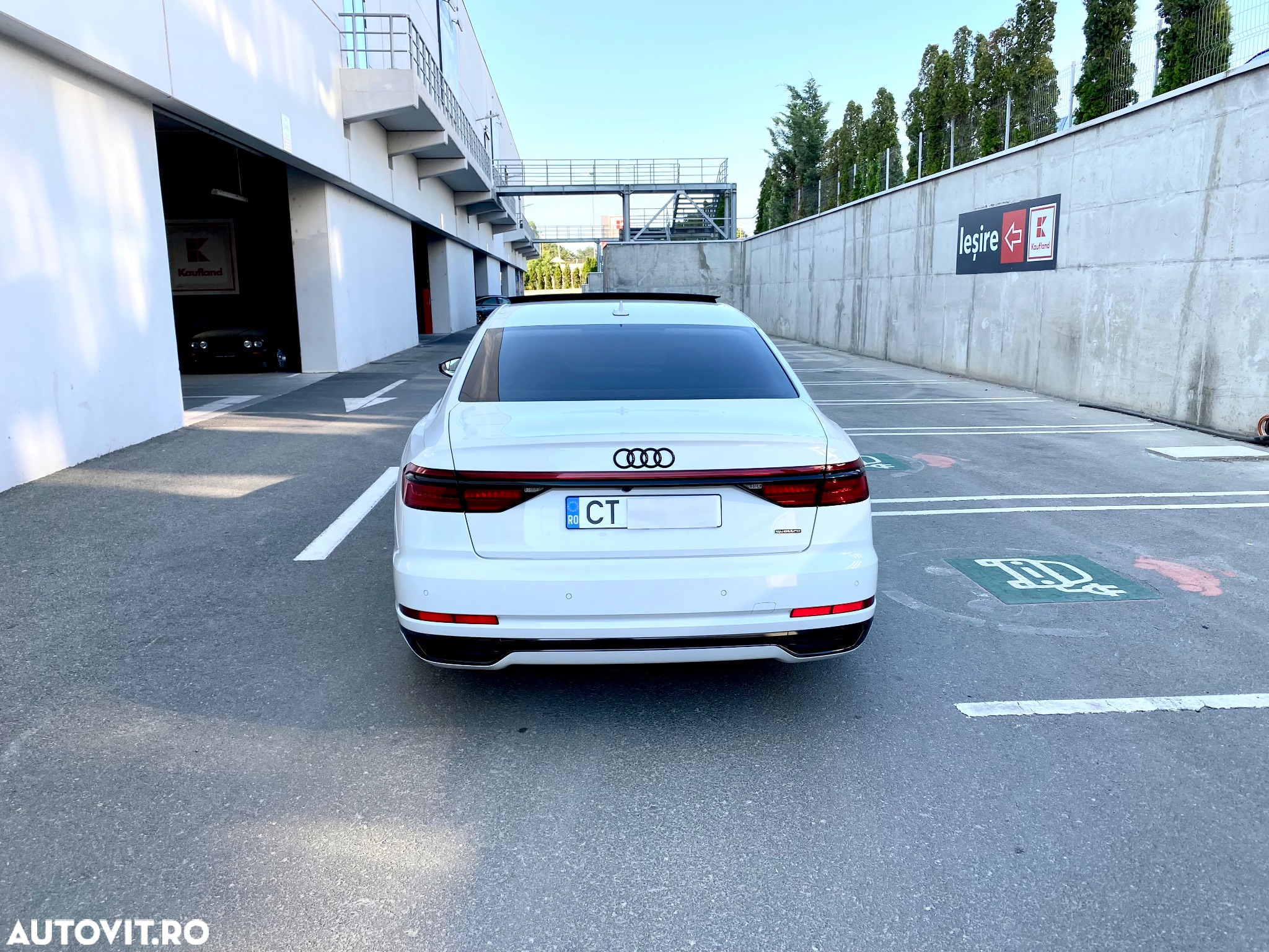 Audi A8 60 TFSI e quattro Tiptronic PHEV - 5