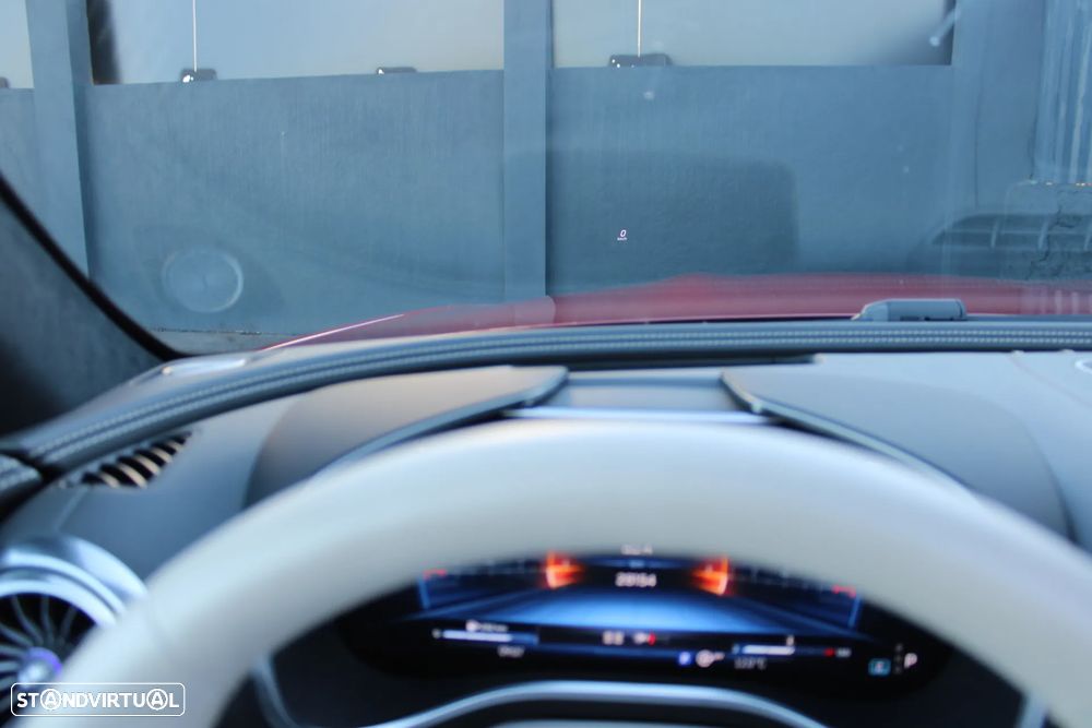 Mercedes-Benz SL 63 AMG 4Matic+ - 28