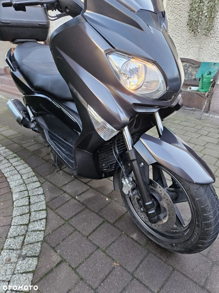 Yamaha X-max - 9