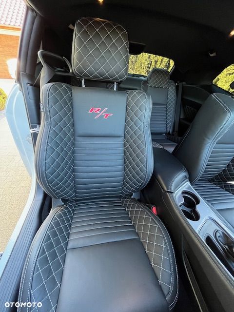 Dodge Challenger 5.7 R/T - 14