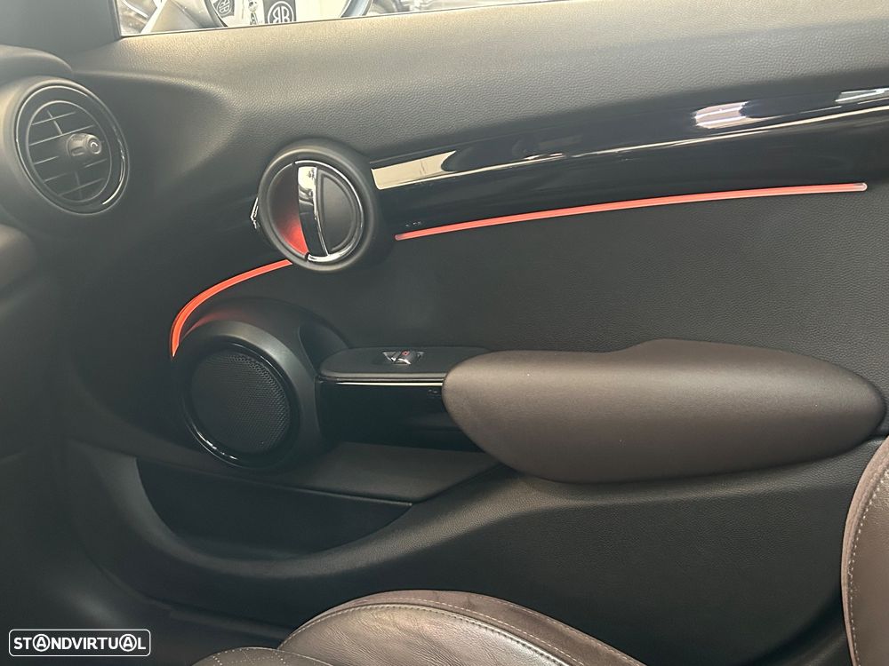 MINI 5 Portas Cooper Aut. Resolute Edition - 34
