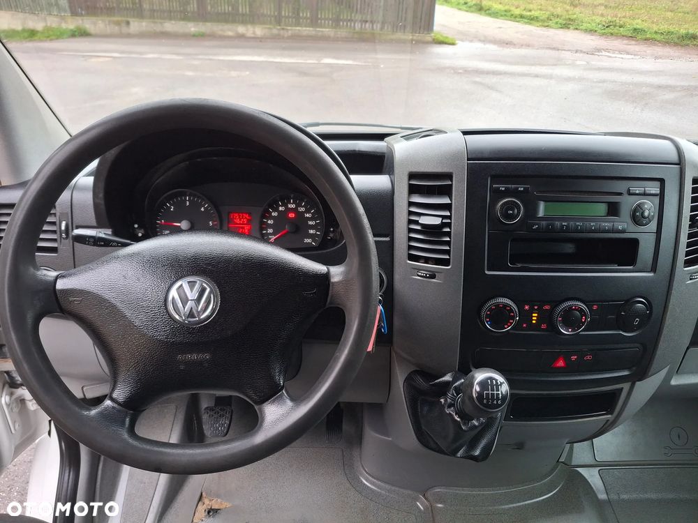 Volkswagen Crafter 35 - 25