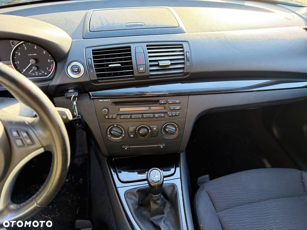 BMW Seria 1 116i - 13