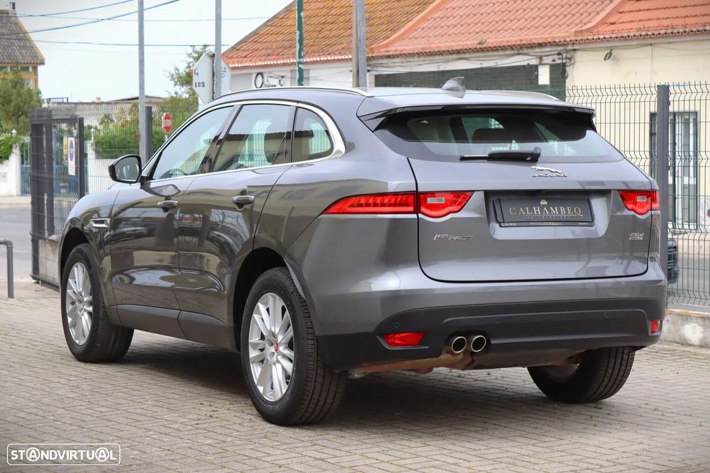 Jaguar F-Pace 20d Aut. Prestige - 11