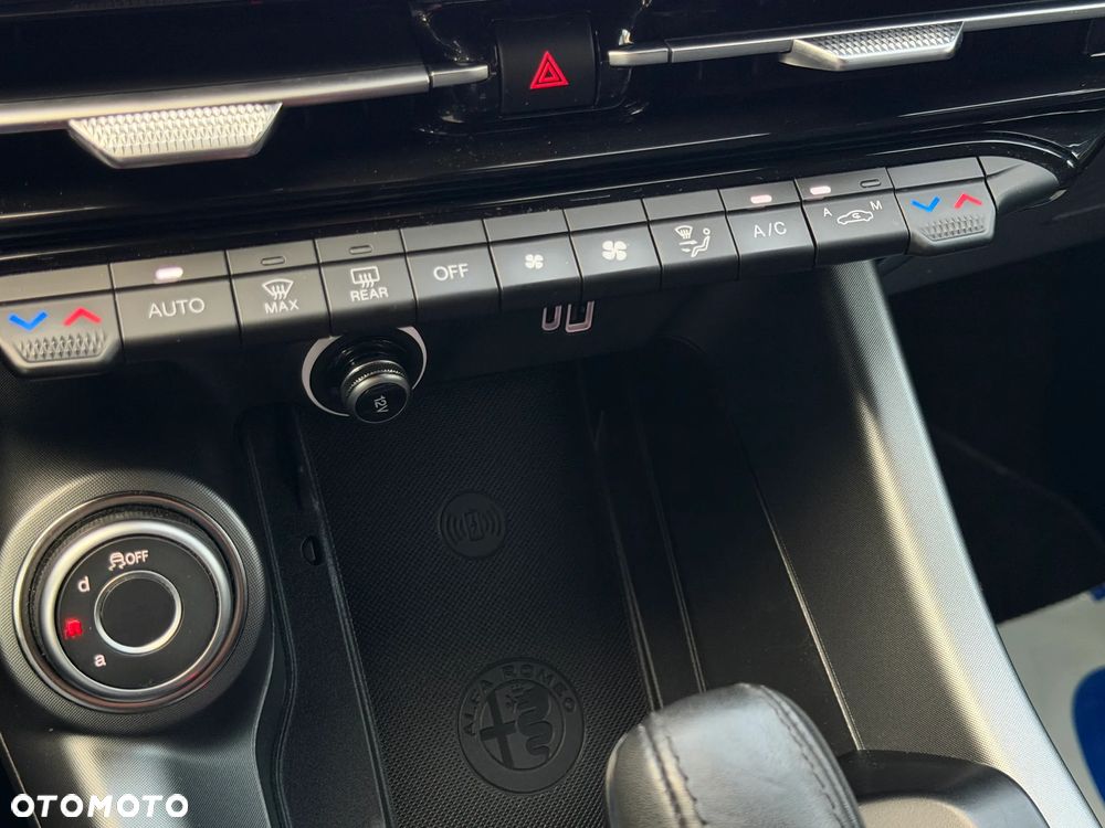 Alfa Romeo Tonale 1.5 T4 GSE mHEV Sprint DCT - 22