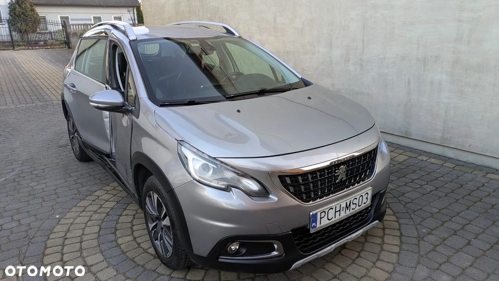 Peugeot 2008 1.6 BlueHDi Allure - 28