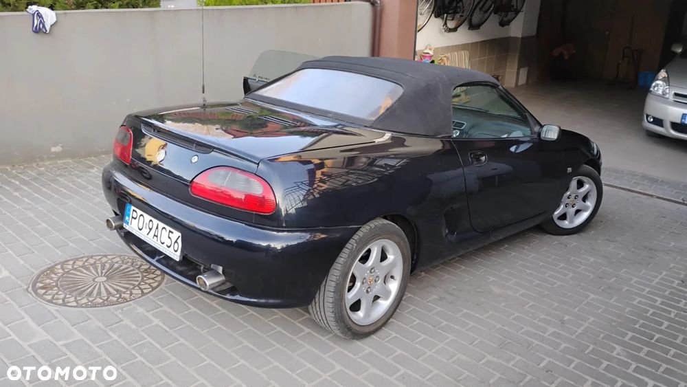 Rover MG - 5
