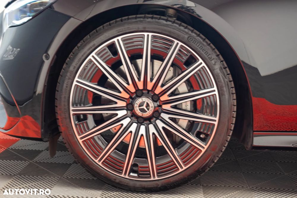 Mercedes-Benz E 220 d 4Matic 9G-TRONIC Edition AMG Line - 9