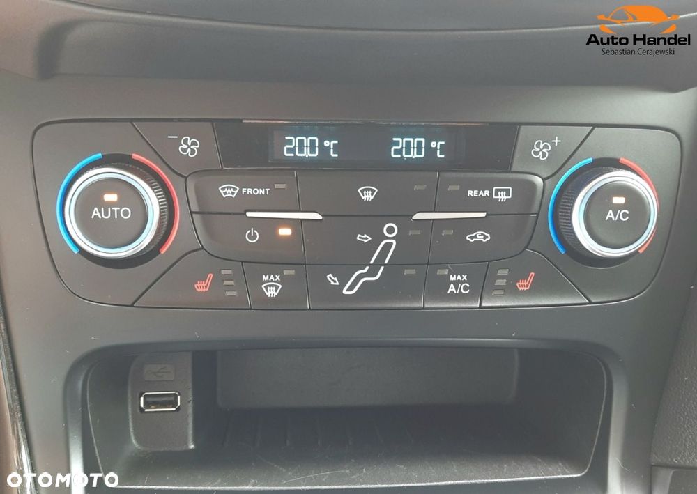 Ford Focus 2.0 EcoBlue Titanium - 37