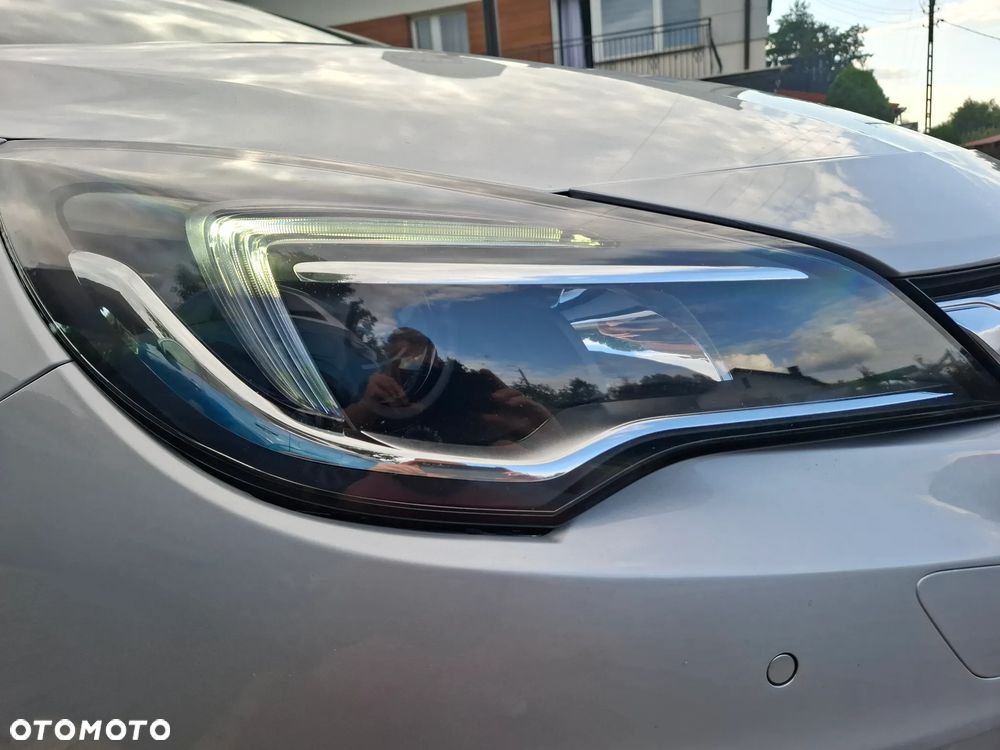 Opel Astra 1.4 Turbo Edition - 35