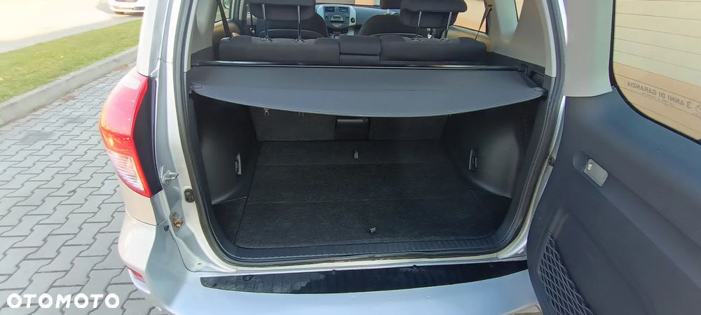 Toyota RAV4 2.0 4x4 Automatik Sol - 20