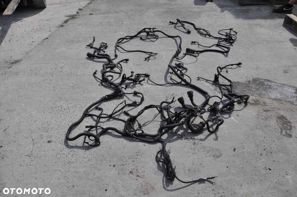 WIĄZKA INSTALACJA SKRZYNI BIEGÓW SILNIKA MASSEY FERGUSON 7480 6480 6485 - 2