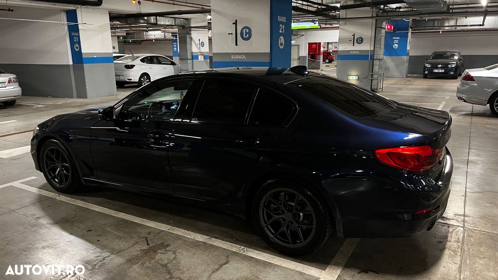 BMW Seria 5 520d AT - 12