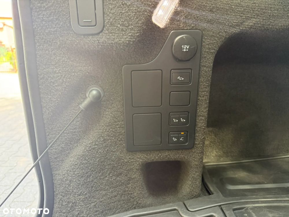 Land Rover Discovery 2.0 SD4 HSE Luxury - 29