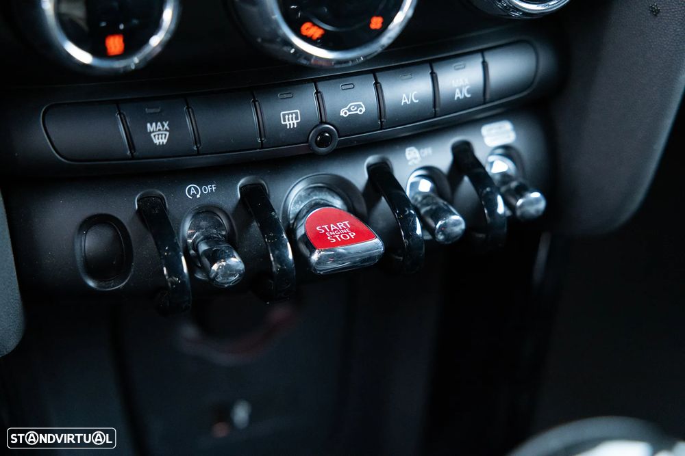 MINI 3 Portas Cooper Auto - 17