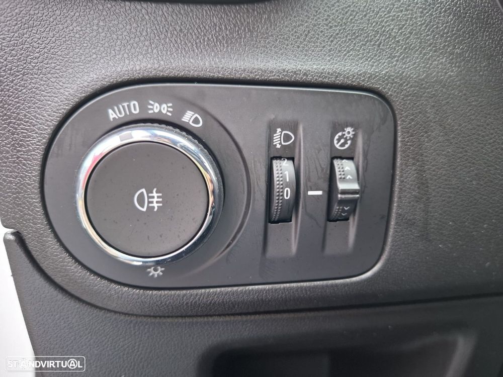 Opel Crossland X 1.2 T 2020 - 36