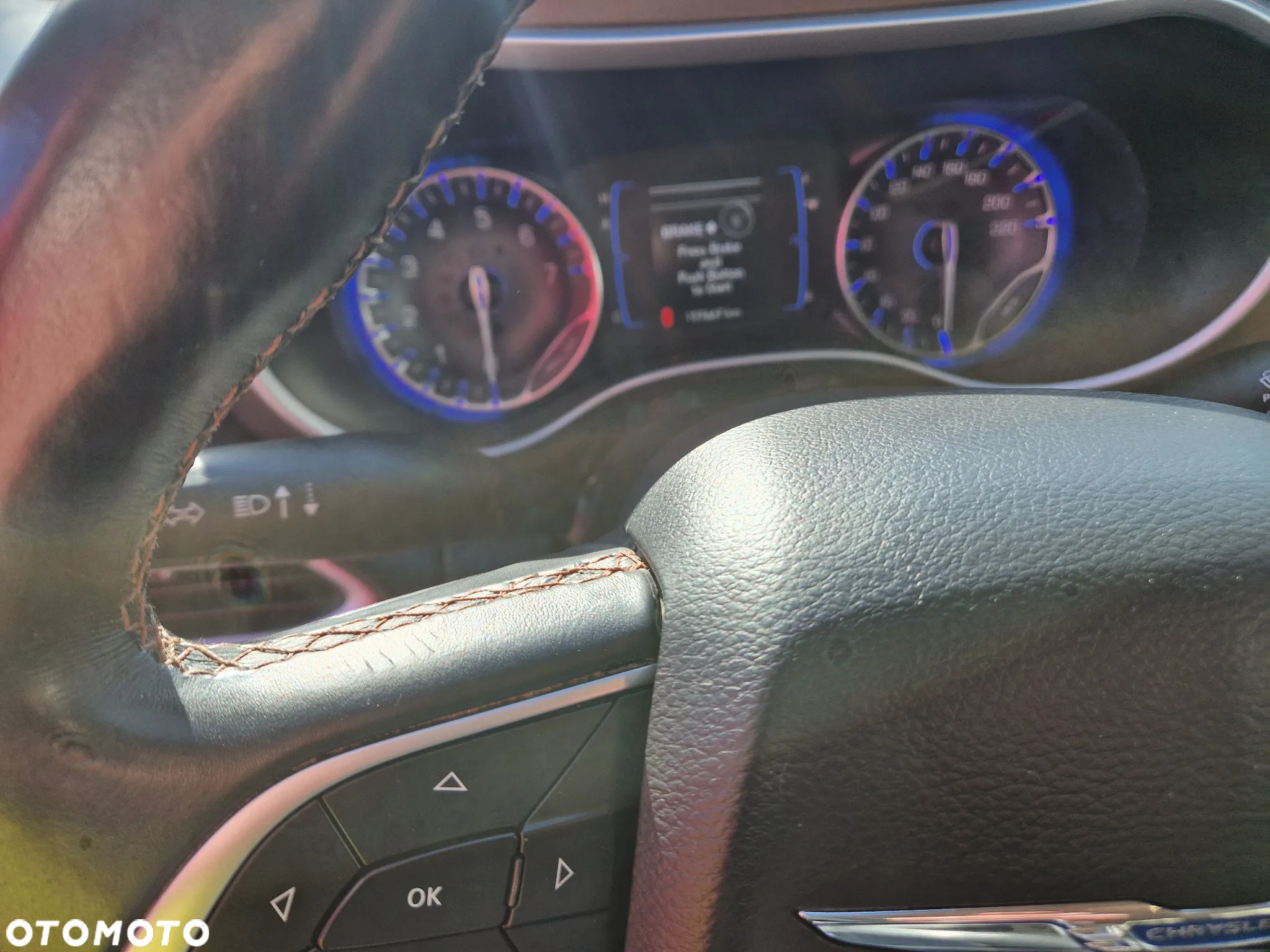Chrysler Pacifica - 6
