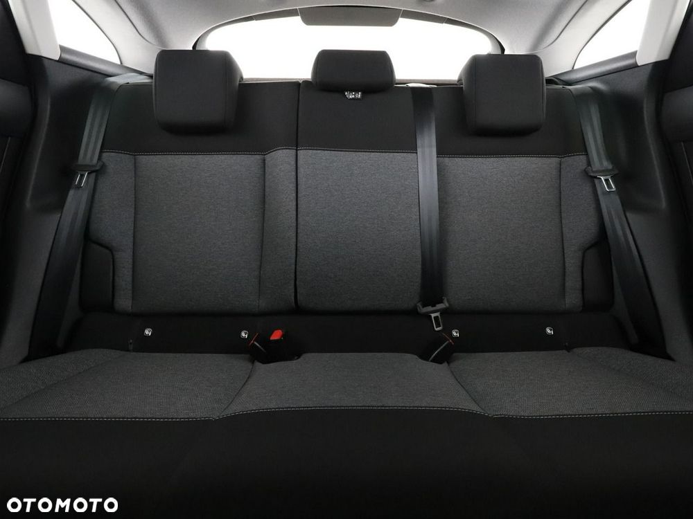 Citroën C4 Hybrid 100 ë-DSC6 YOU - 19